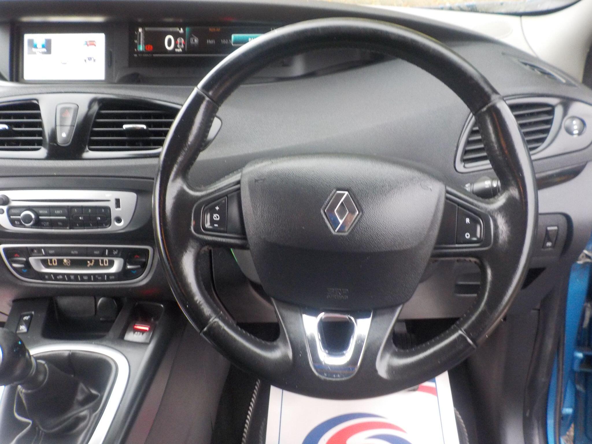Renault Grand Scenic 1.5 dCi ENERGY Dynamique TomTom Euro 5 (s/s) 5dr