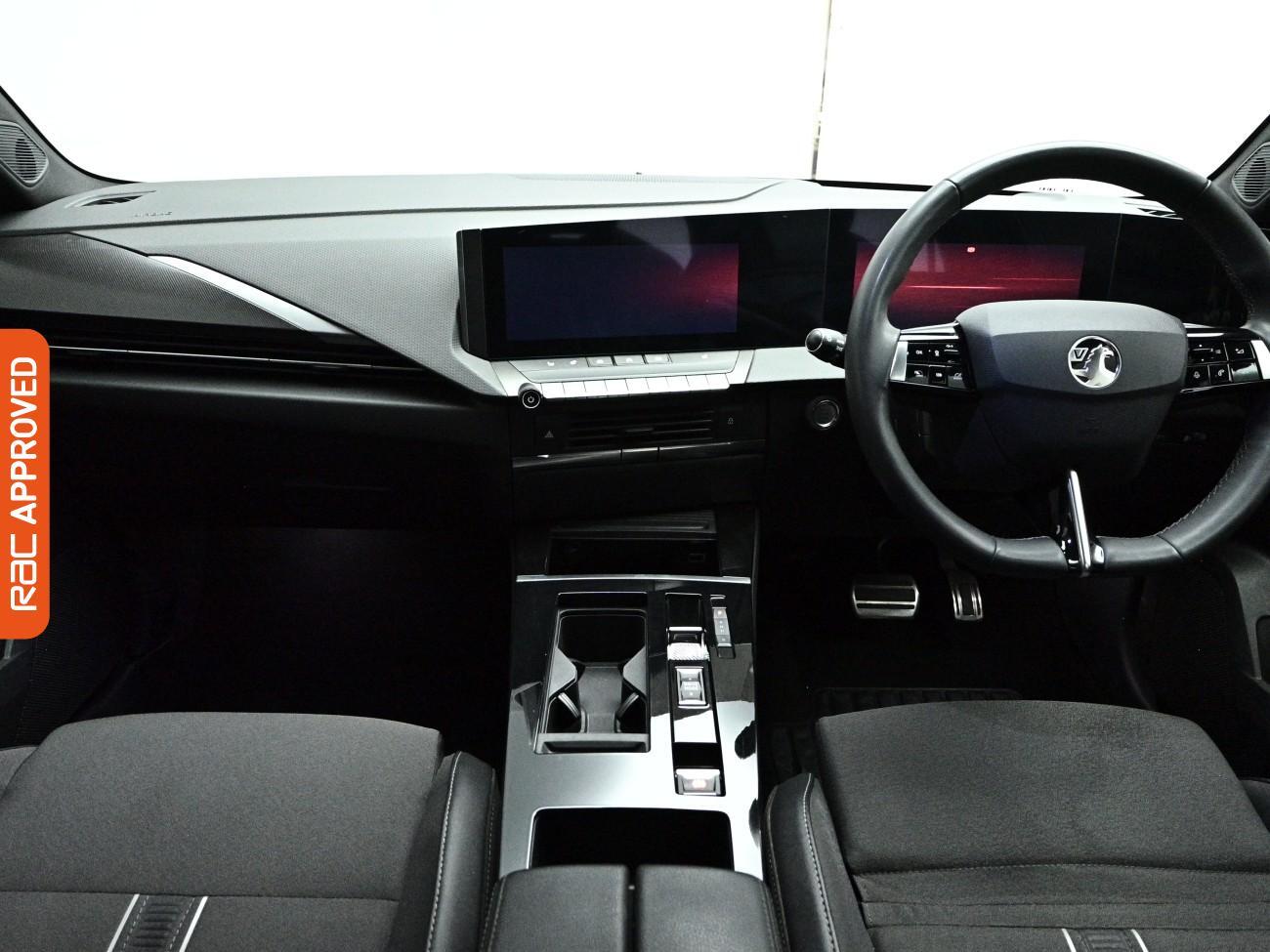 Vauxhall Astra Electric view 2