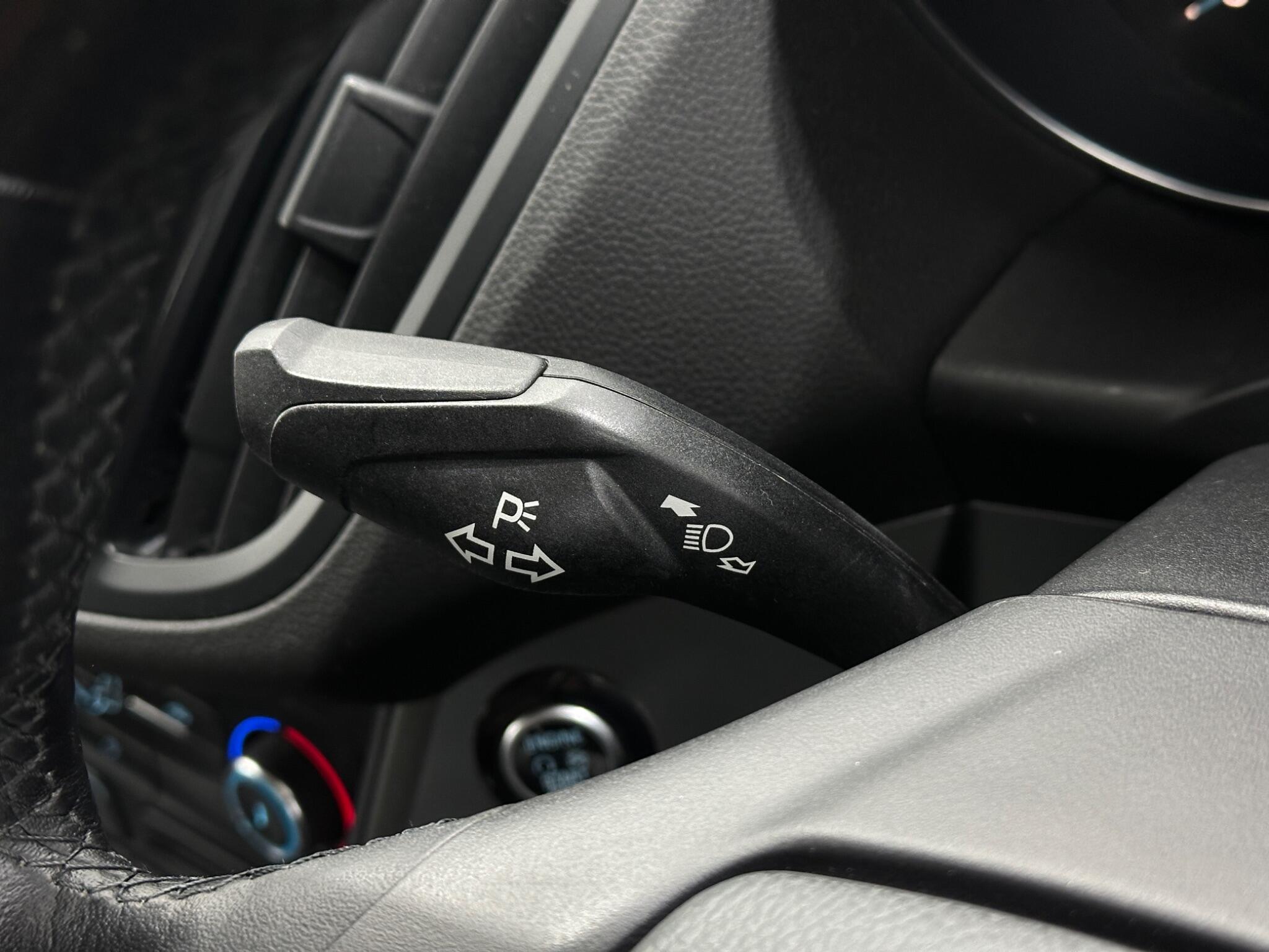 Ford Kuga view 14