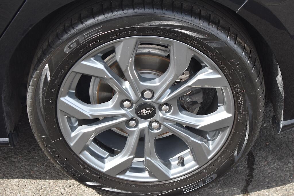 Ford Focus view 65