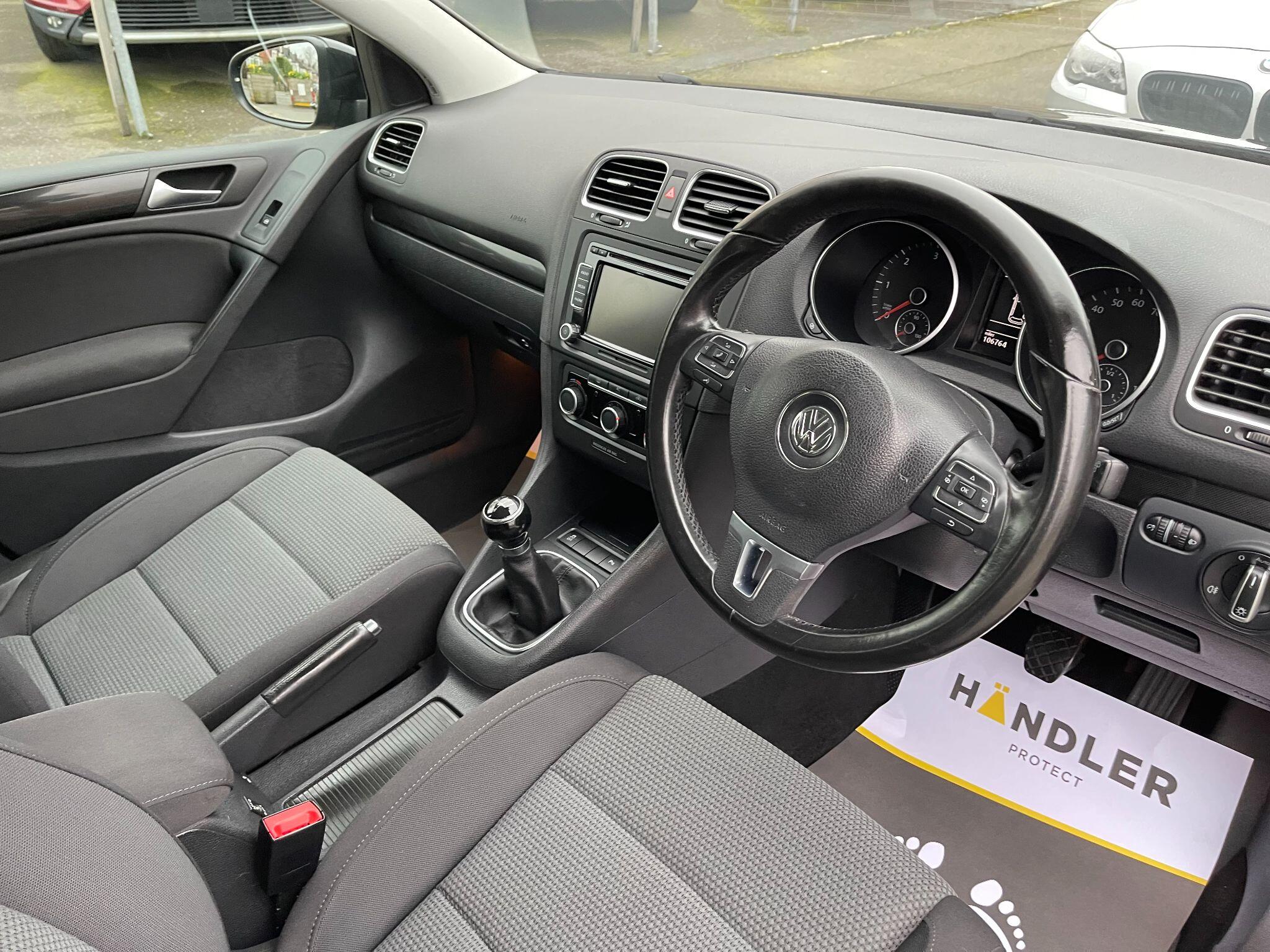Volkswagen Golf view 23