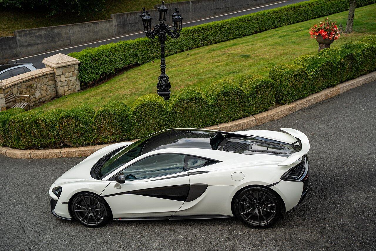 McLaren 570S view 94