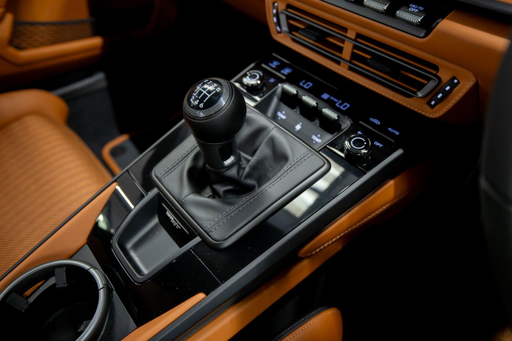 Porsche 911 view 37