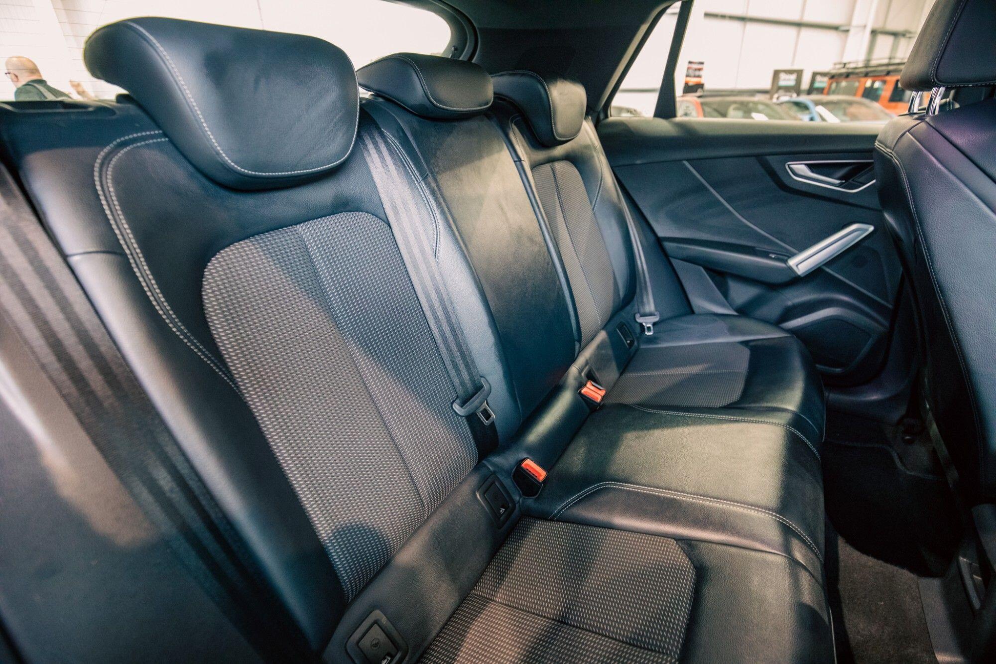 Audi Q2 view 10