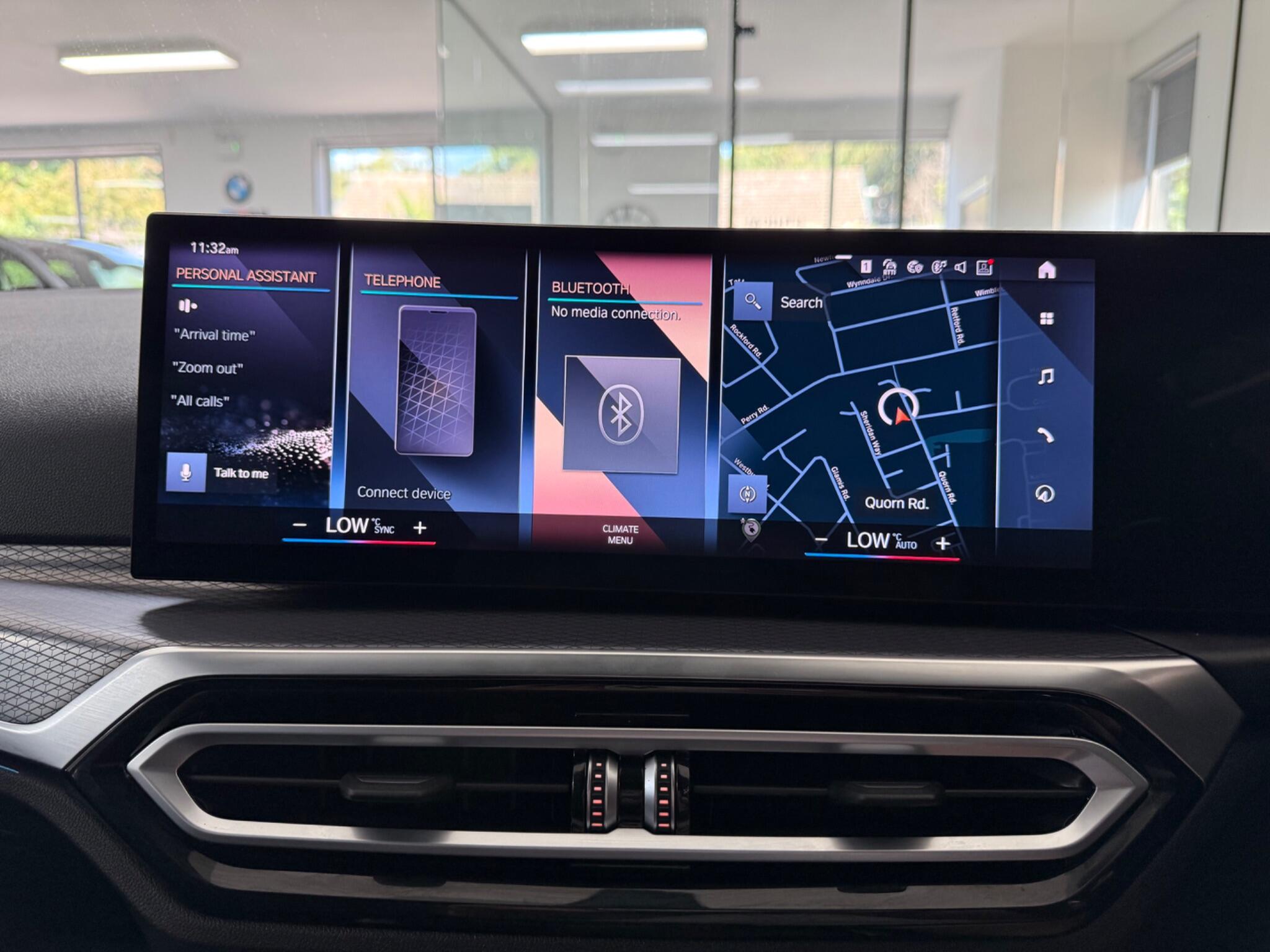 BMW 3 Series view 27