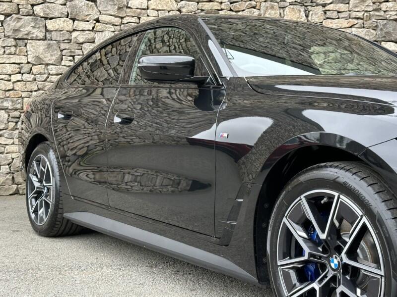 BMW i4 view 56