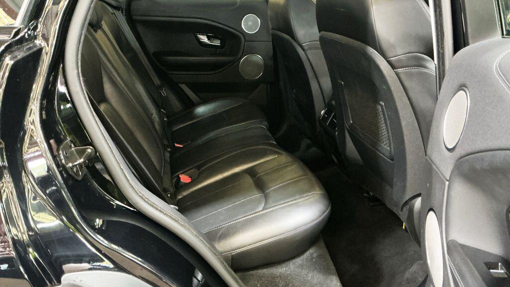 Land Rover Range Rover Evoque view 12