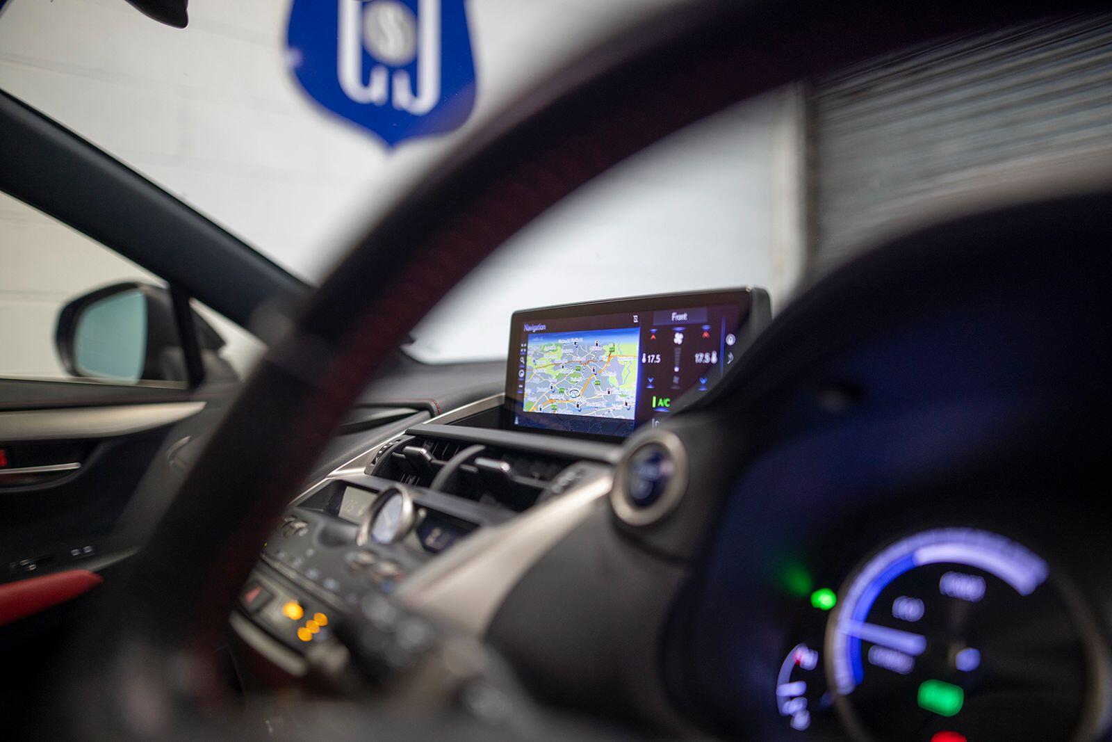 Lexus NX view 24