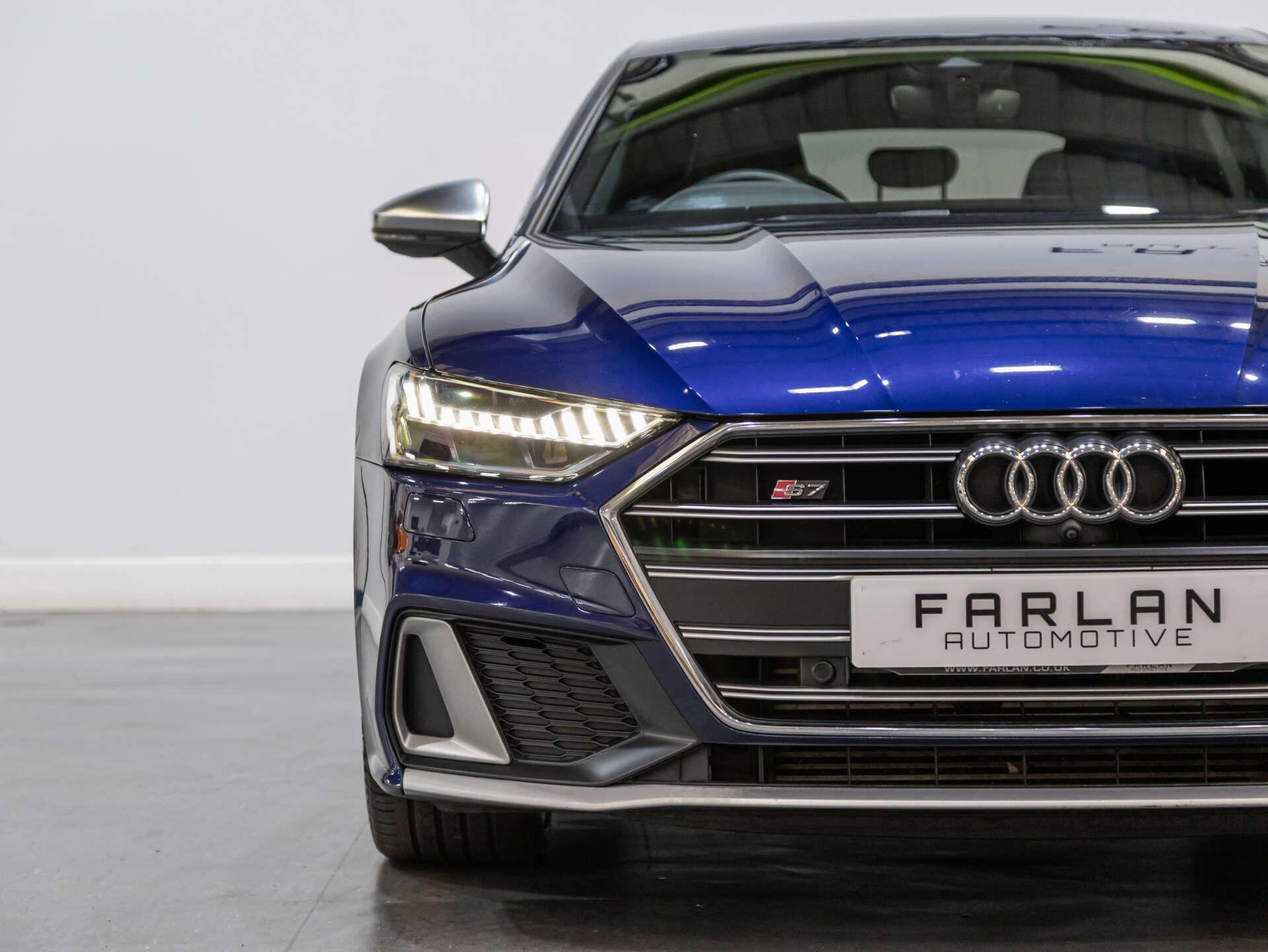 Audi S7 view 12