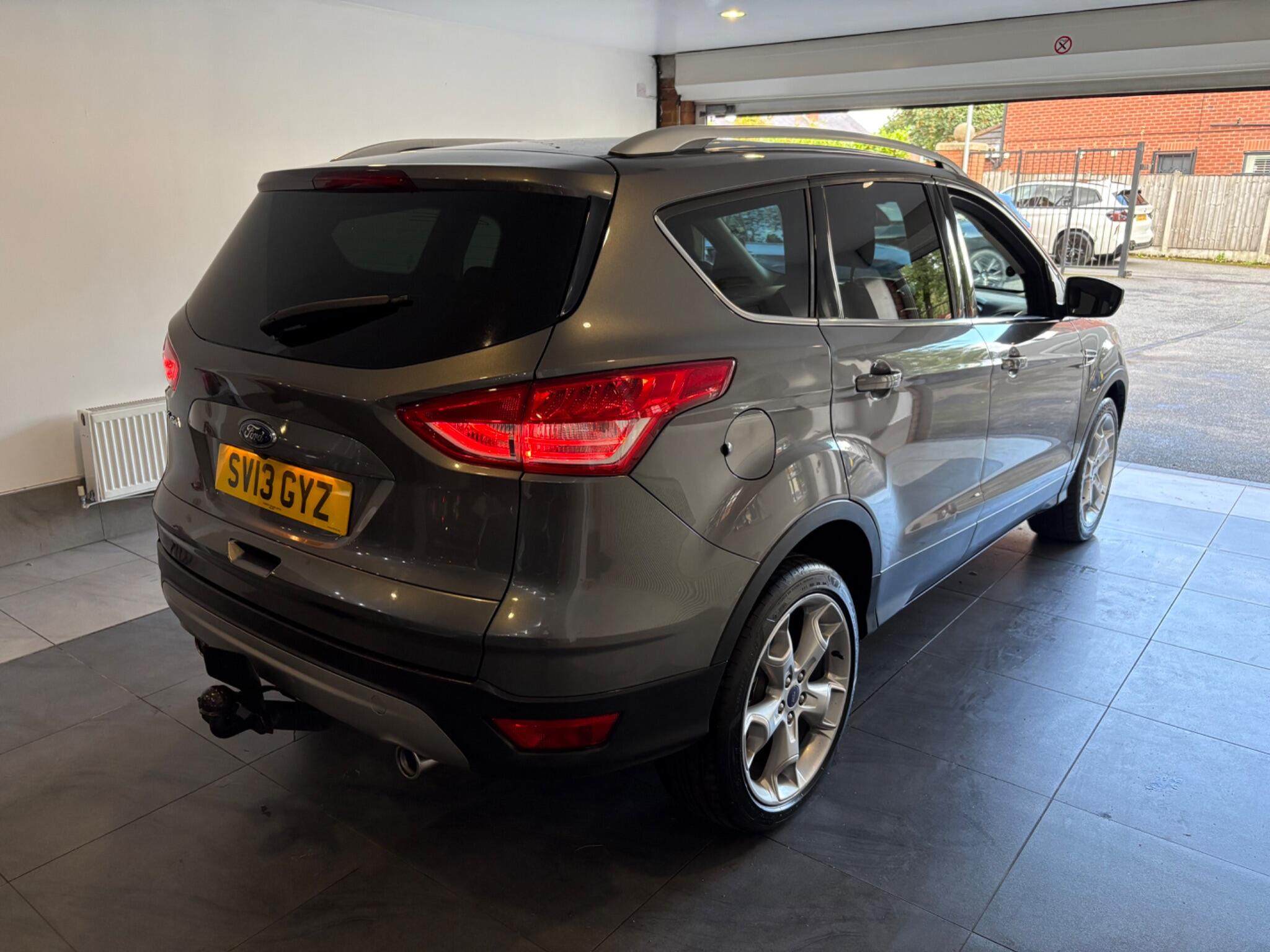 Ford Kuga view 8