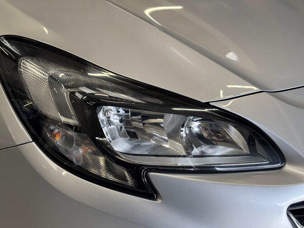 Vauxhall Corsa view 42