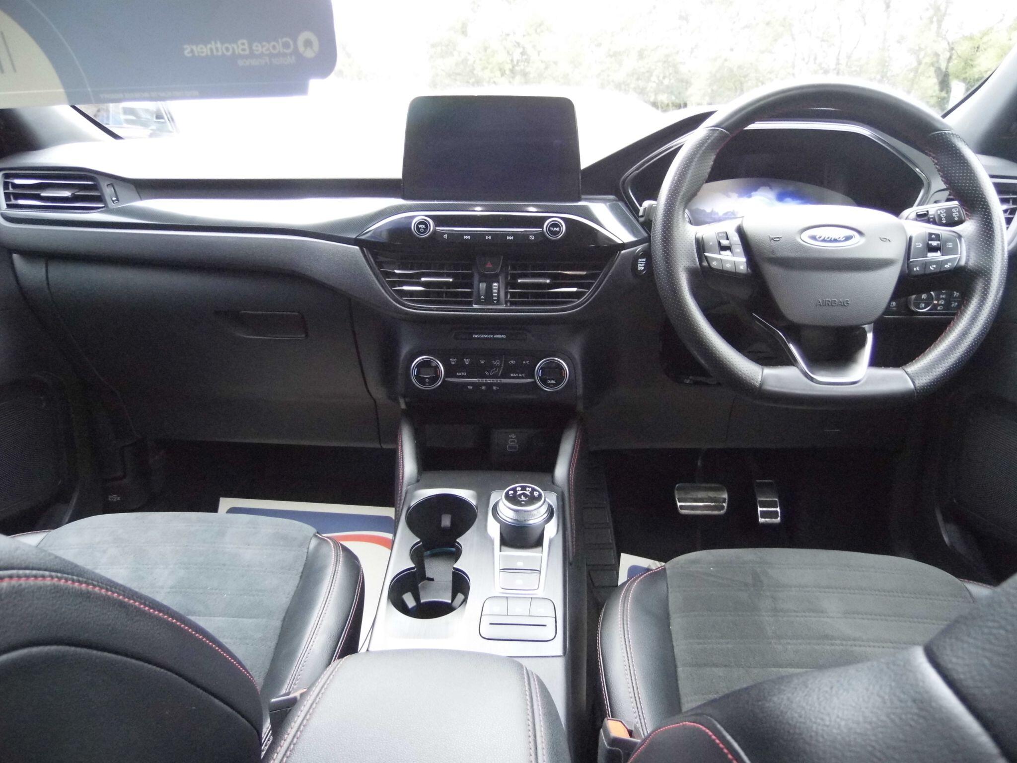 Ford Kuga view 9
