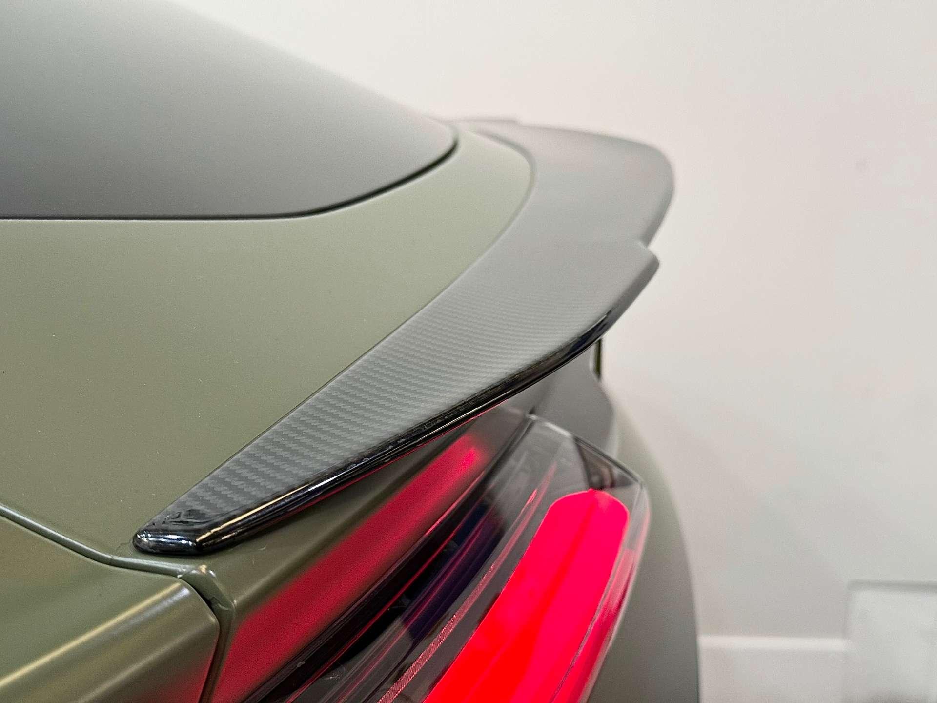 Lamborghini Urus view 97