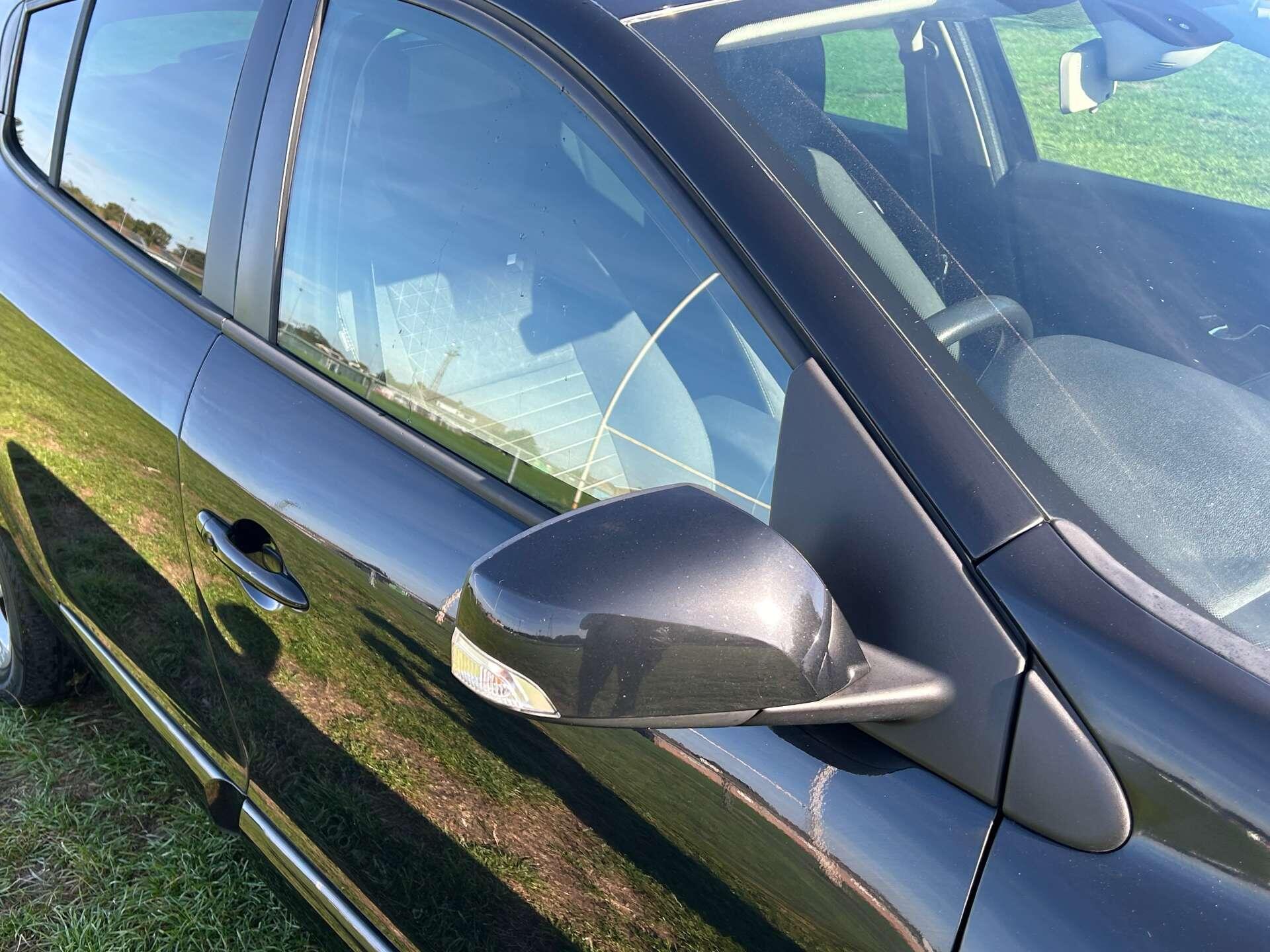 Renault Megane view 11