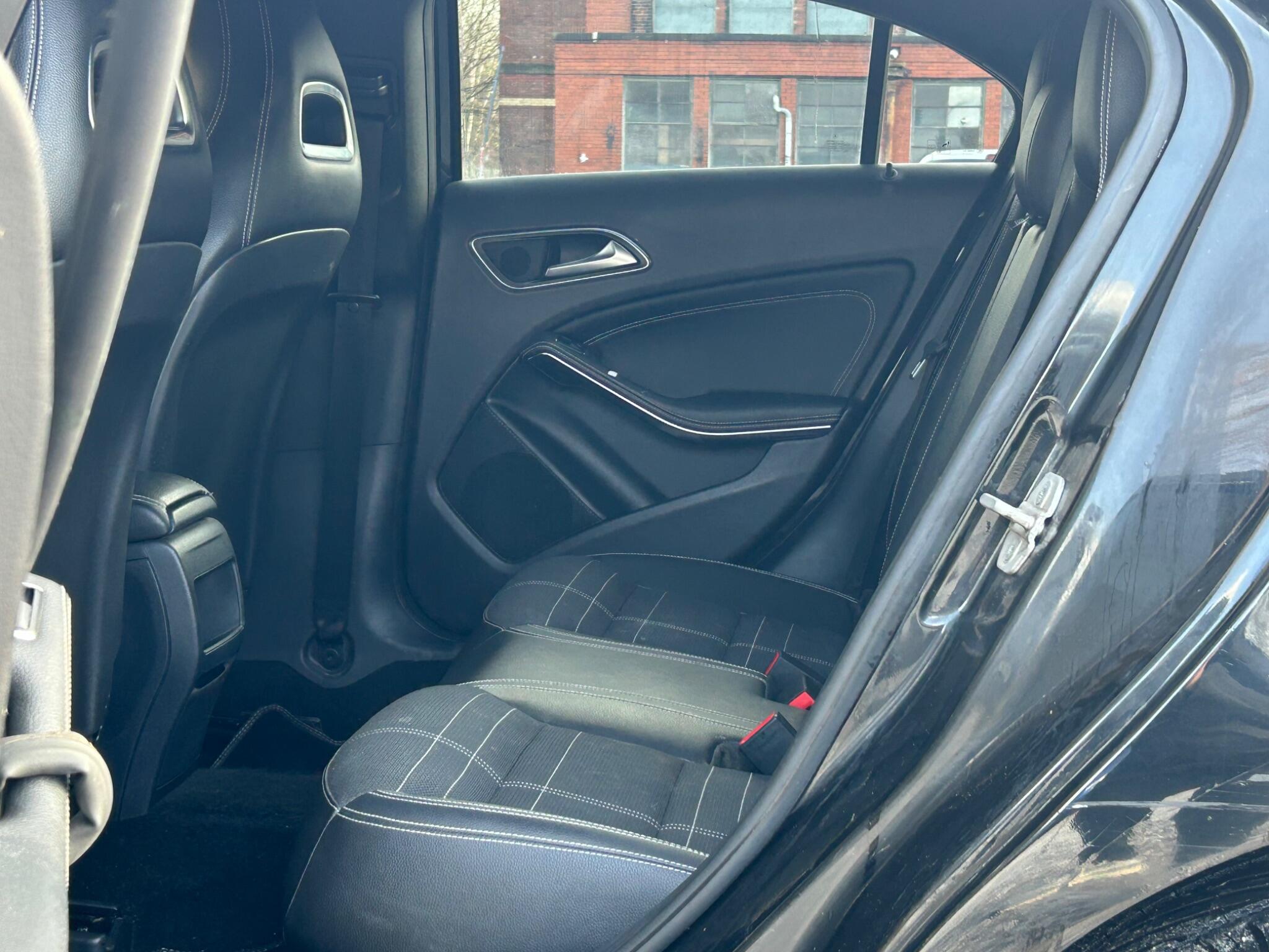 Mercedes-Benz A-Class view 34