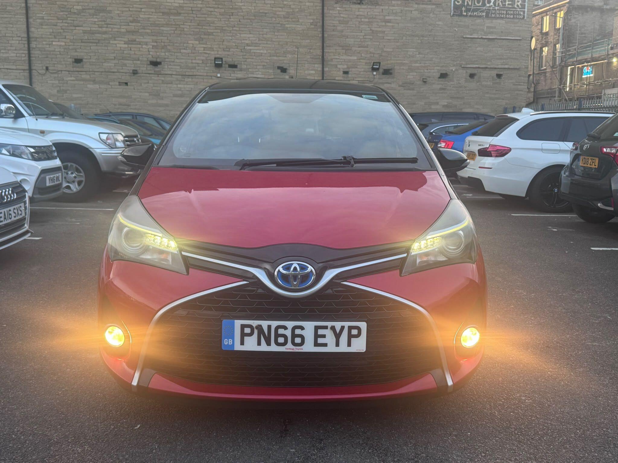 Toyota Yaris view 9