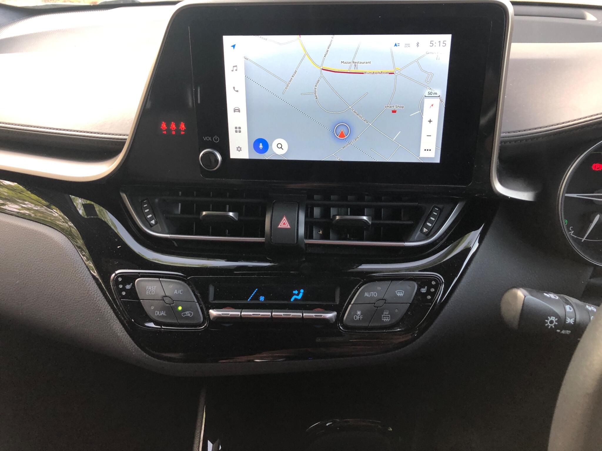 Toyota C-HR view 11