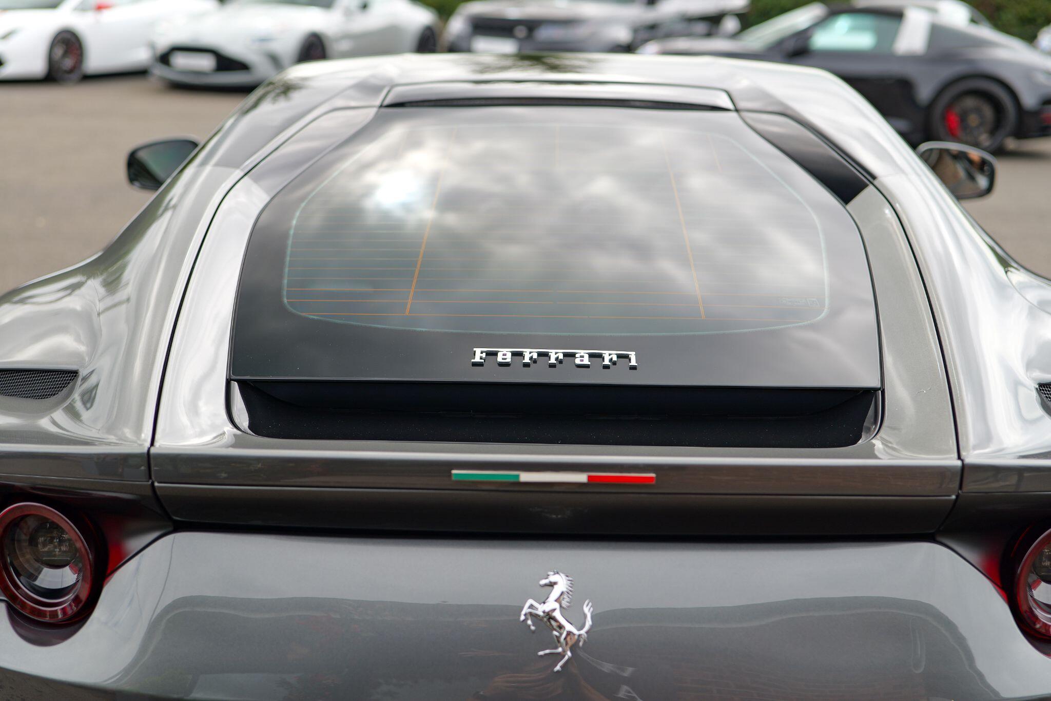 Ferrari 812 view 13