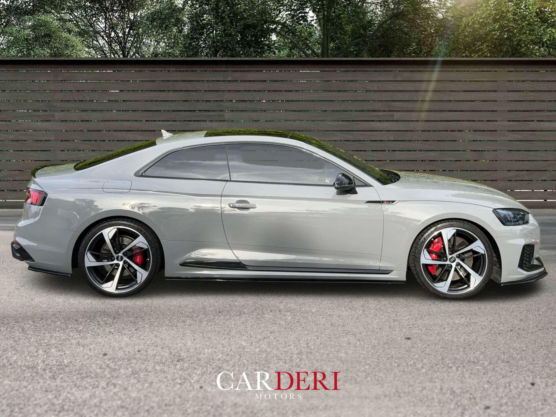 Audi RS5 view 5
