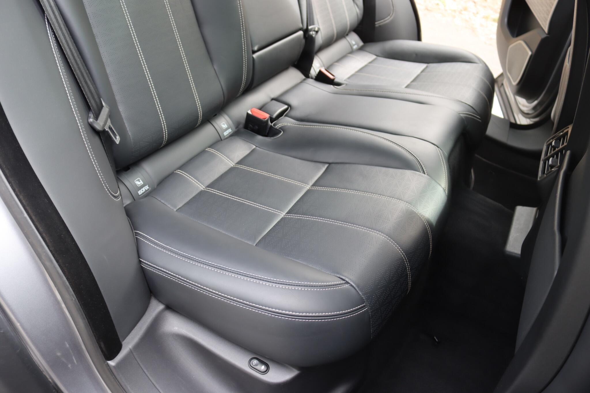 Land Rover Range Rover Velar view 30
