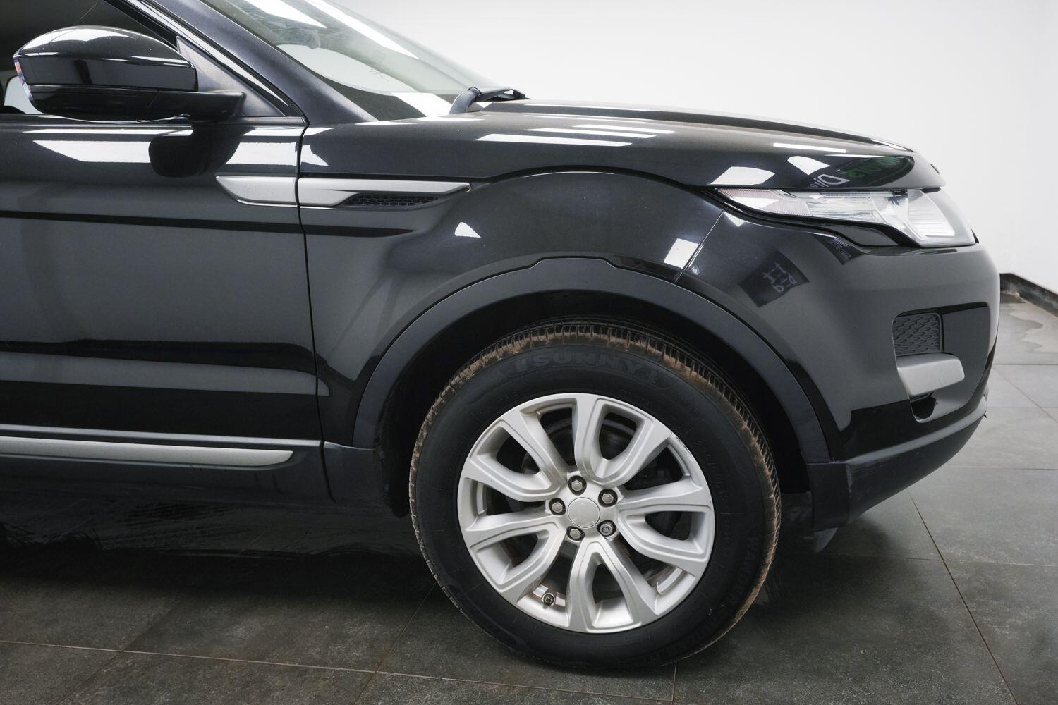 Land Rover Range Rover Evoque view 6