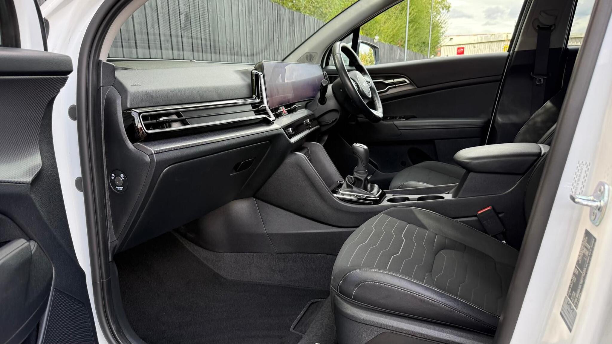 Kia Sportage view 24
