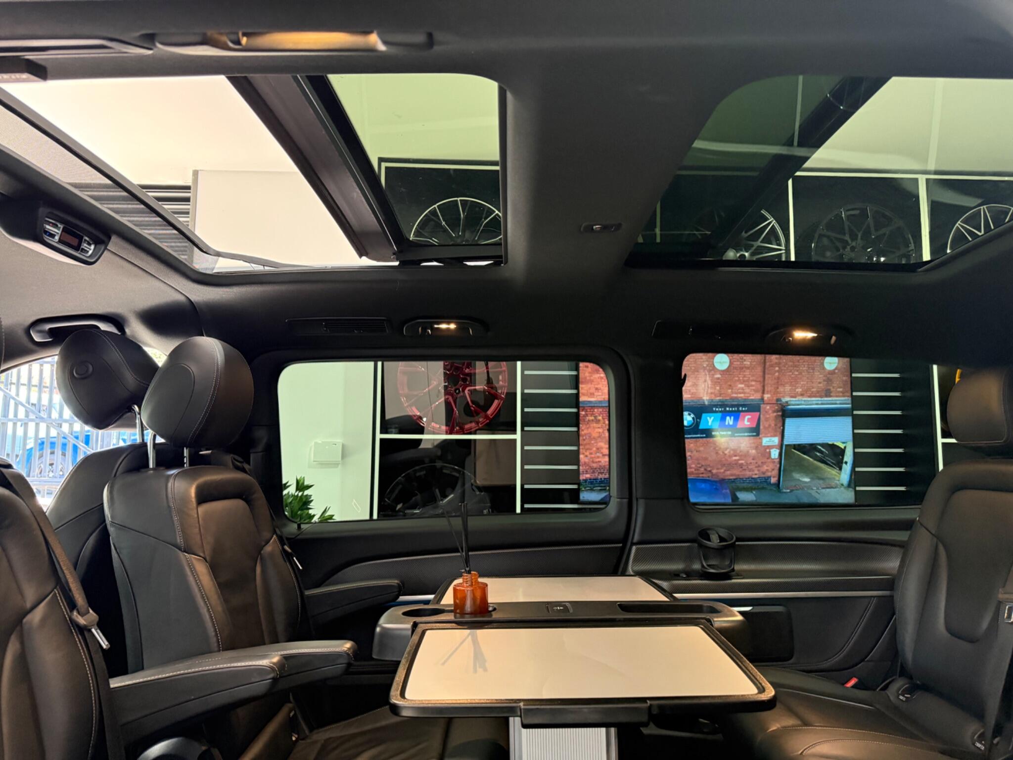 Mercedes-Benz V-Class view 43