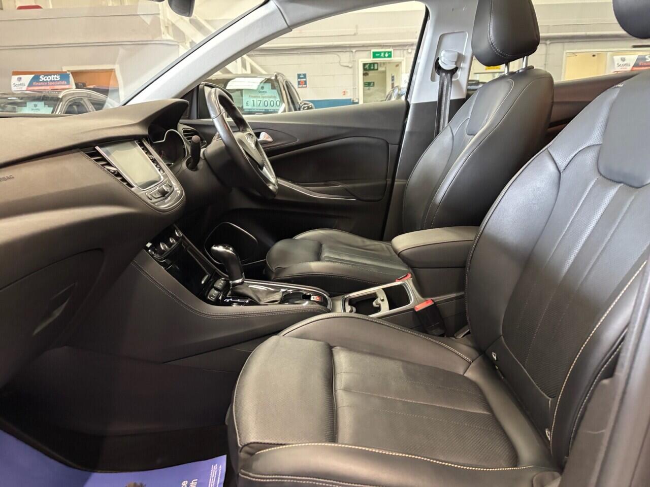 Vauxhall Grandland X view 26