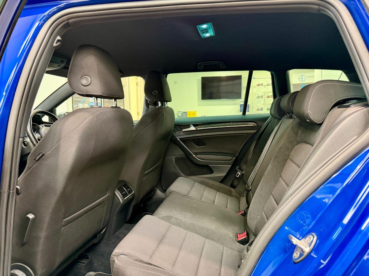 Volkswagen Golf view 15