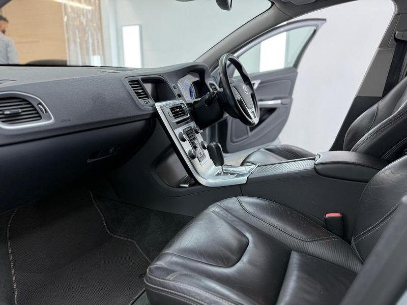 2011 Volvo V60 image 19