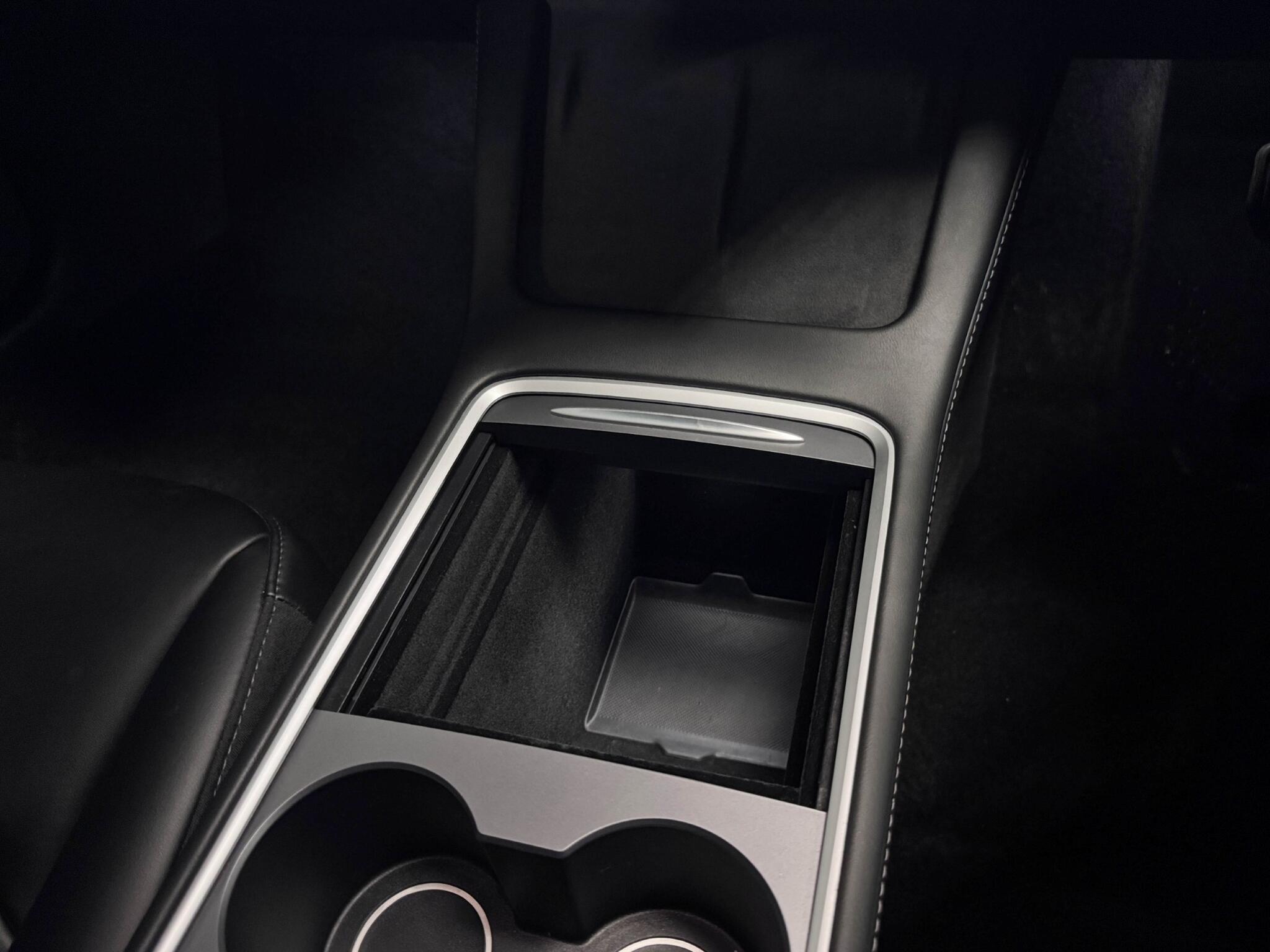 Tesla Model 3 view 31