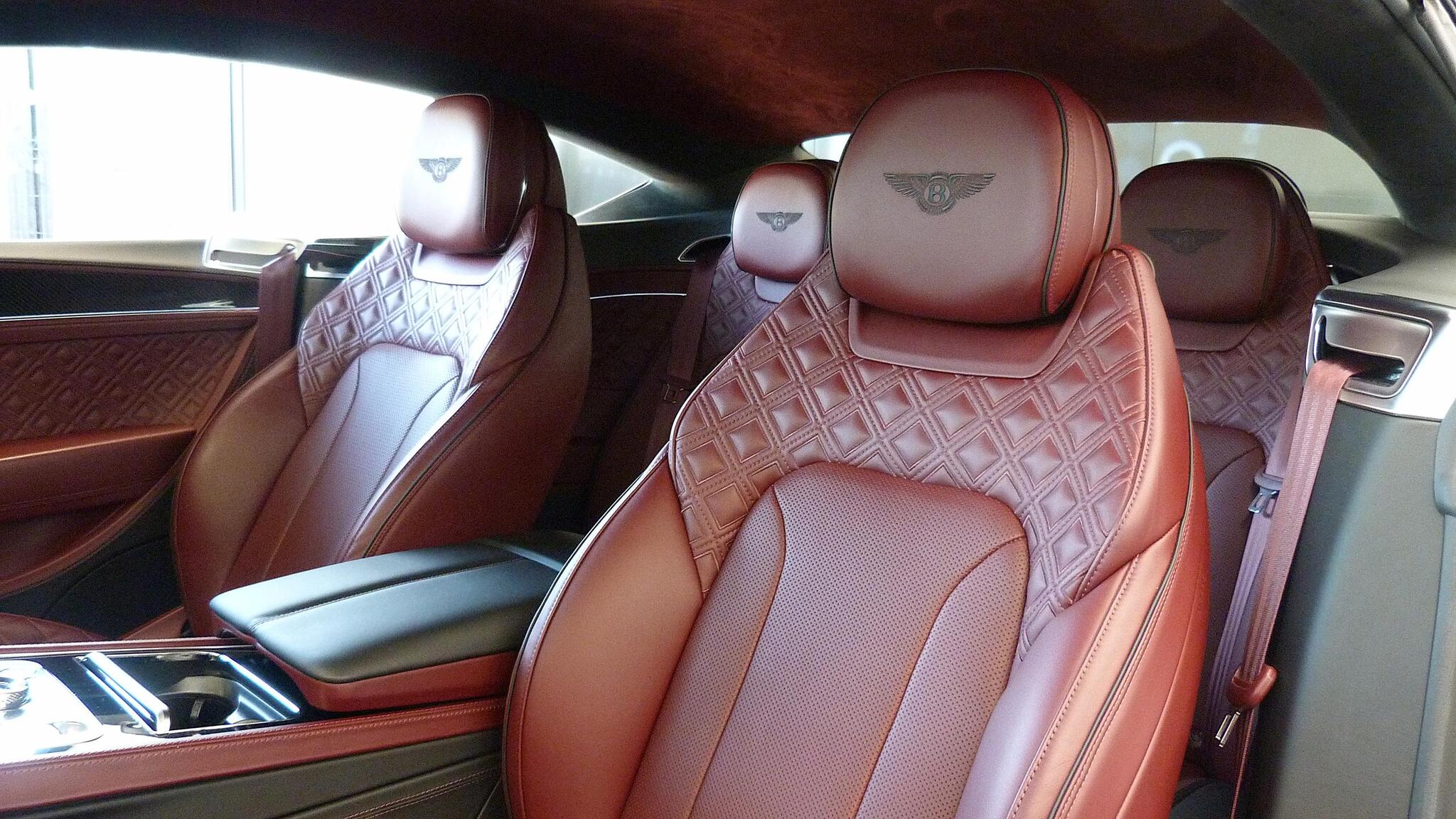 Bentley Continental view 17