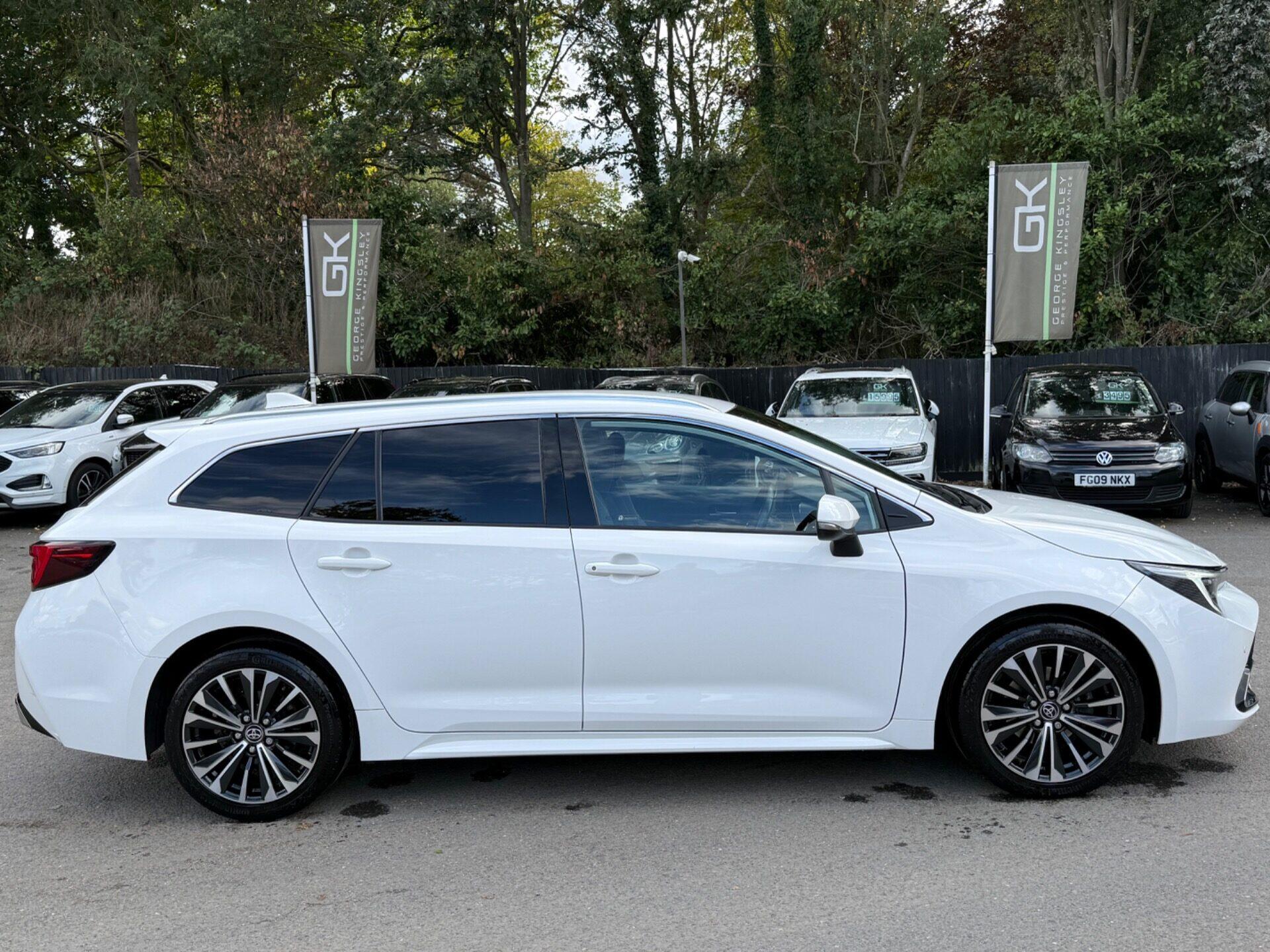 Toyota Corolla view 5