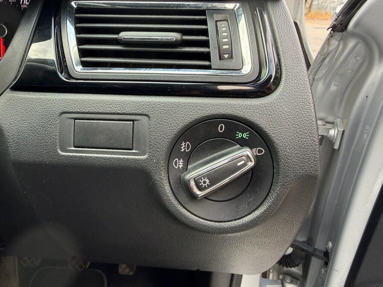Seat Toledo view 17