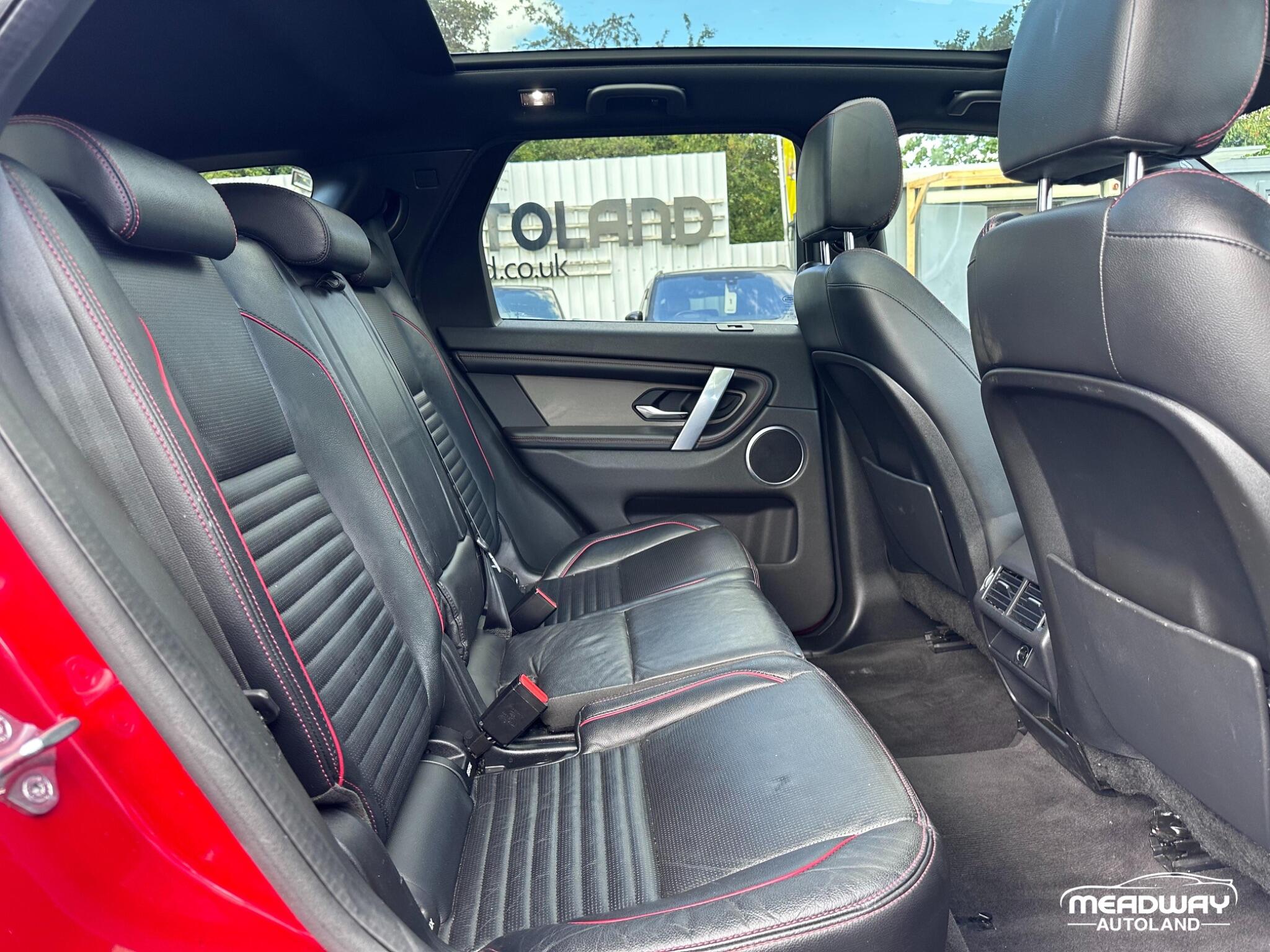 Land Rover Discovery Sport view 16