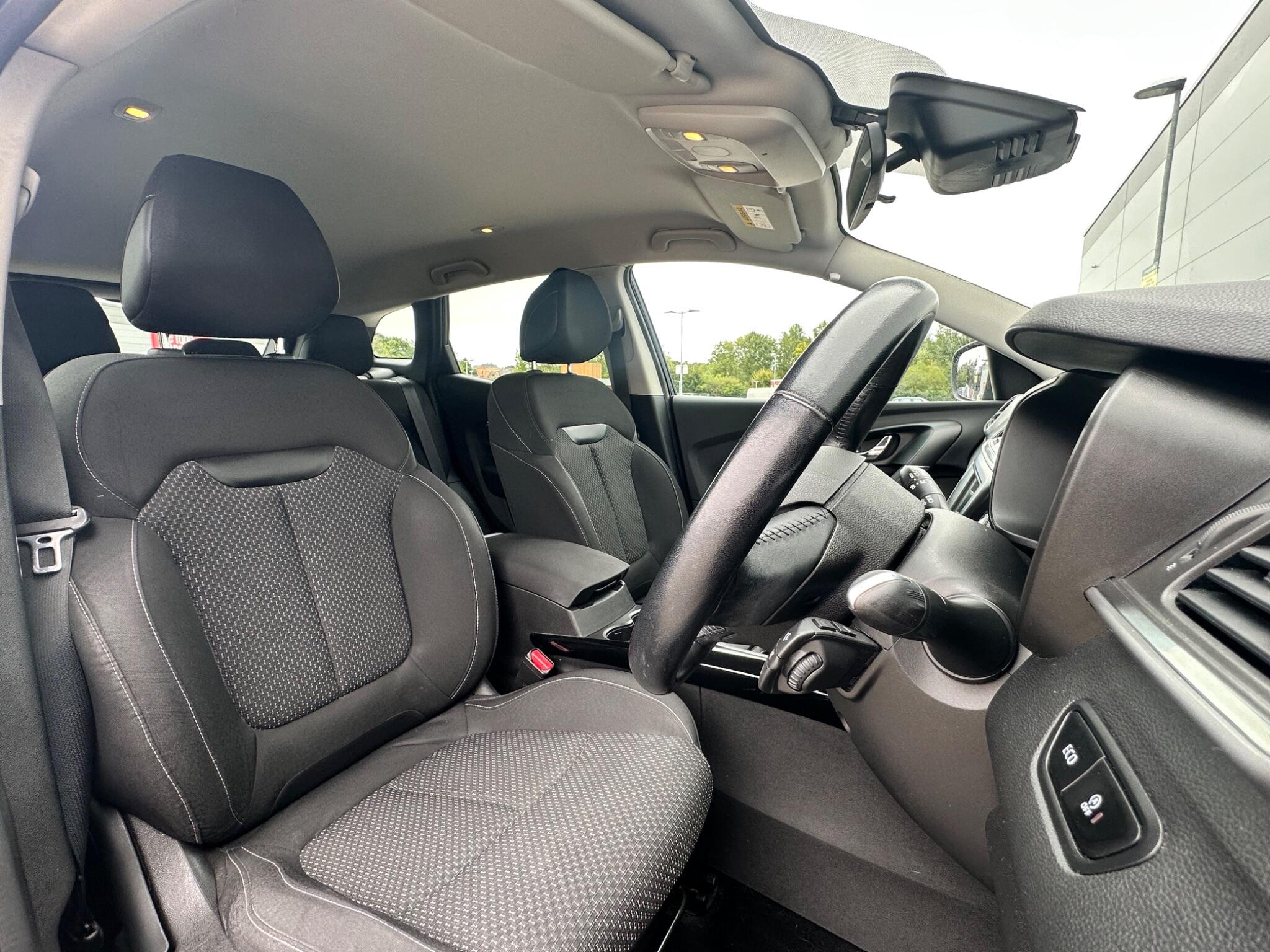 Renault Kadjar view 25