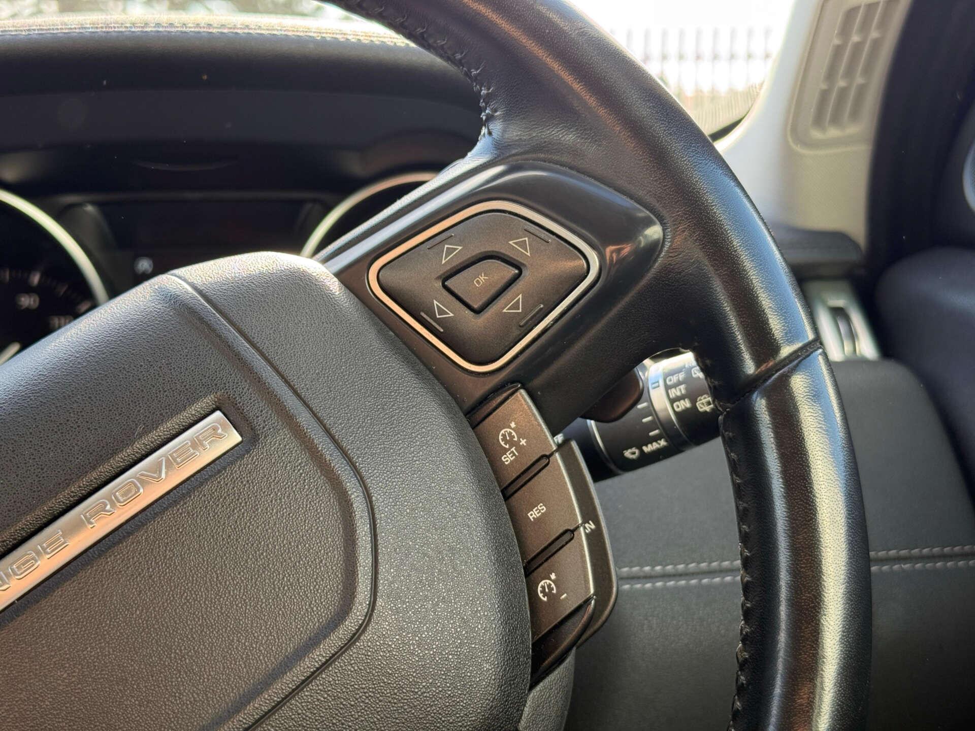 Land Rover Range Rover Evoque view 58