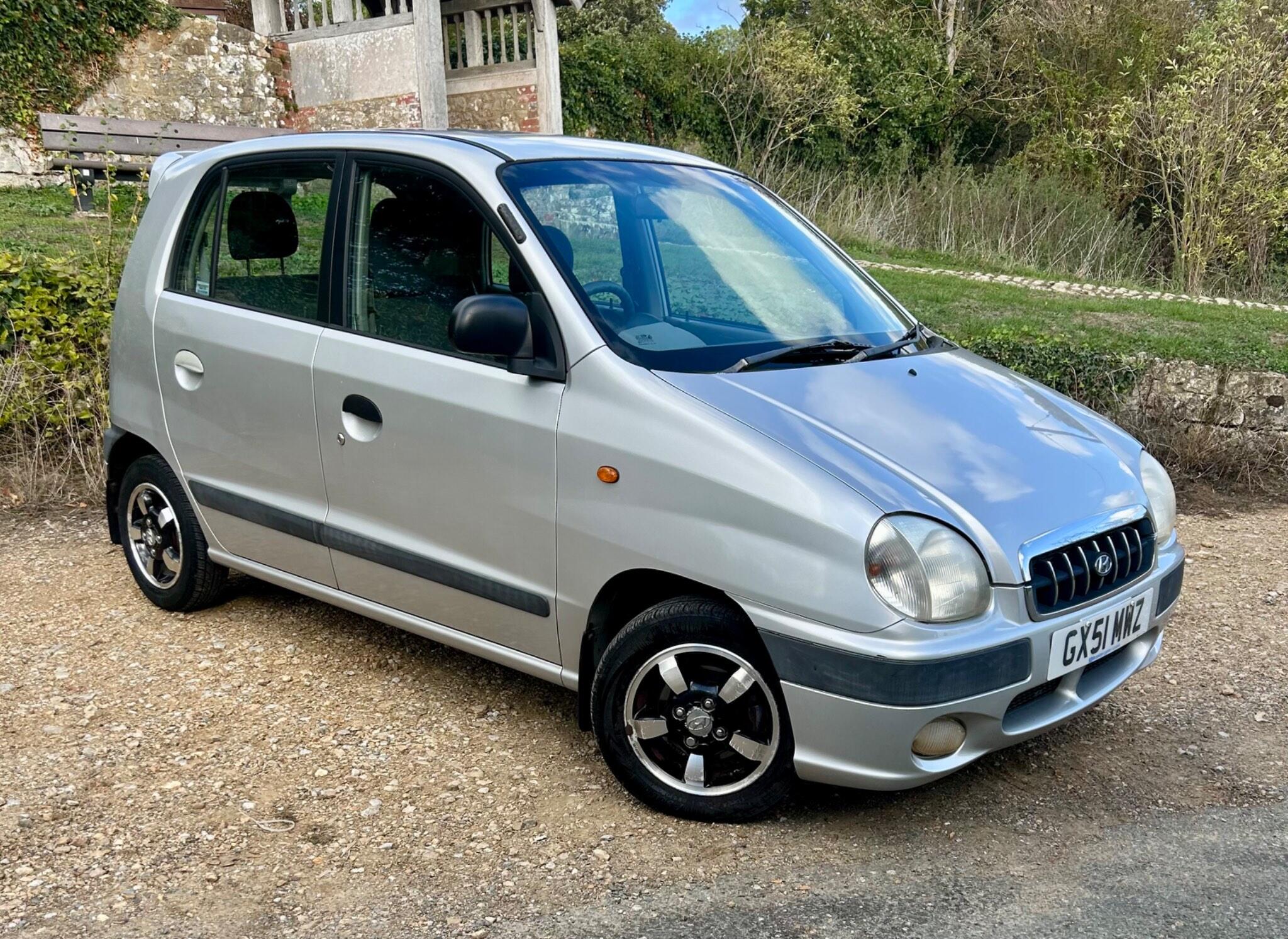 Hyundai Amica