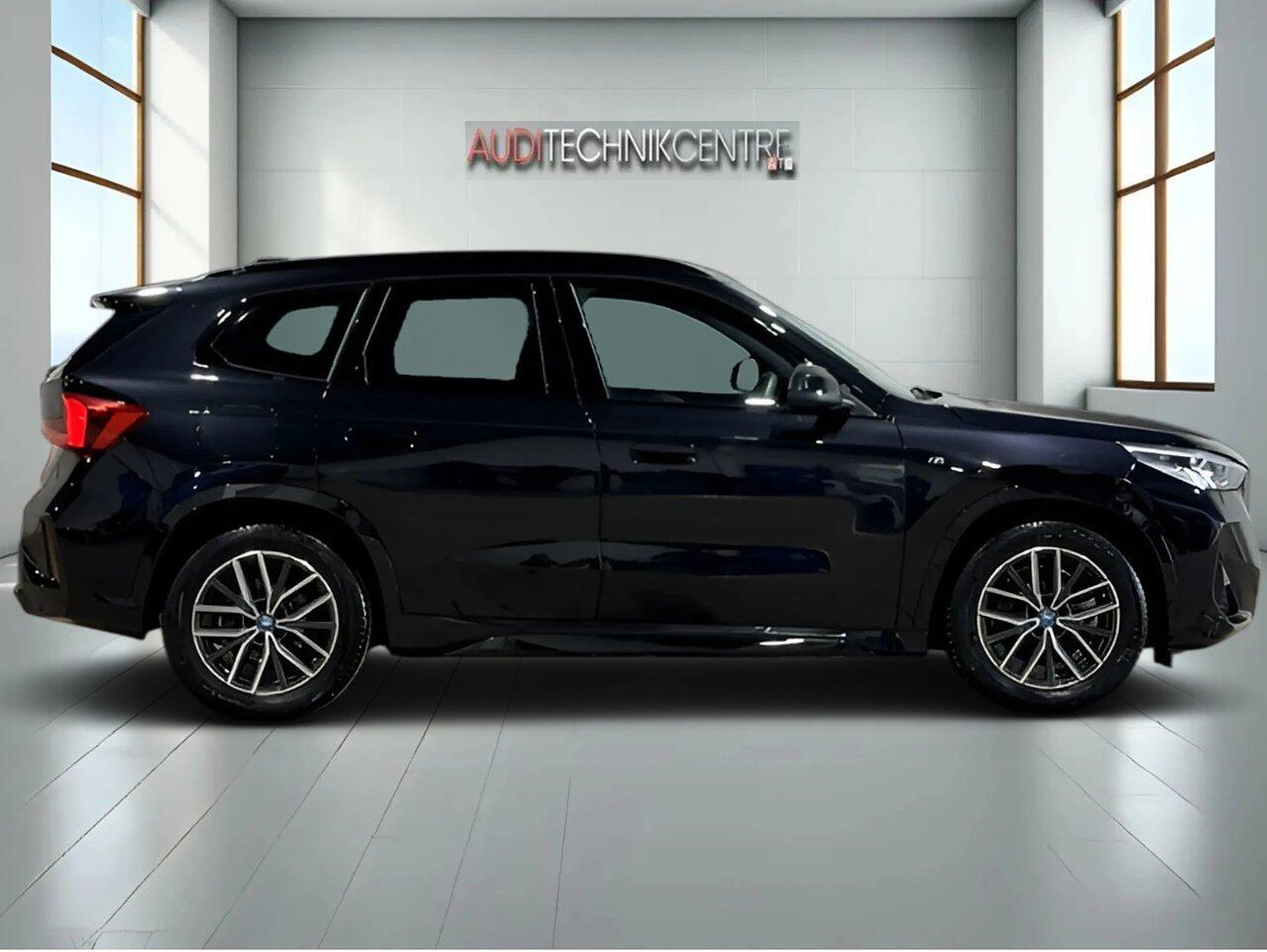 BMW X1 view 6