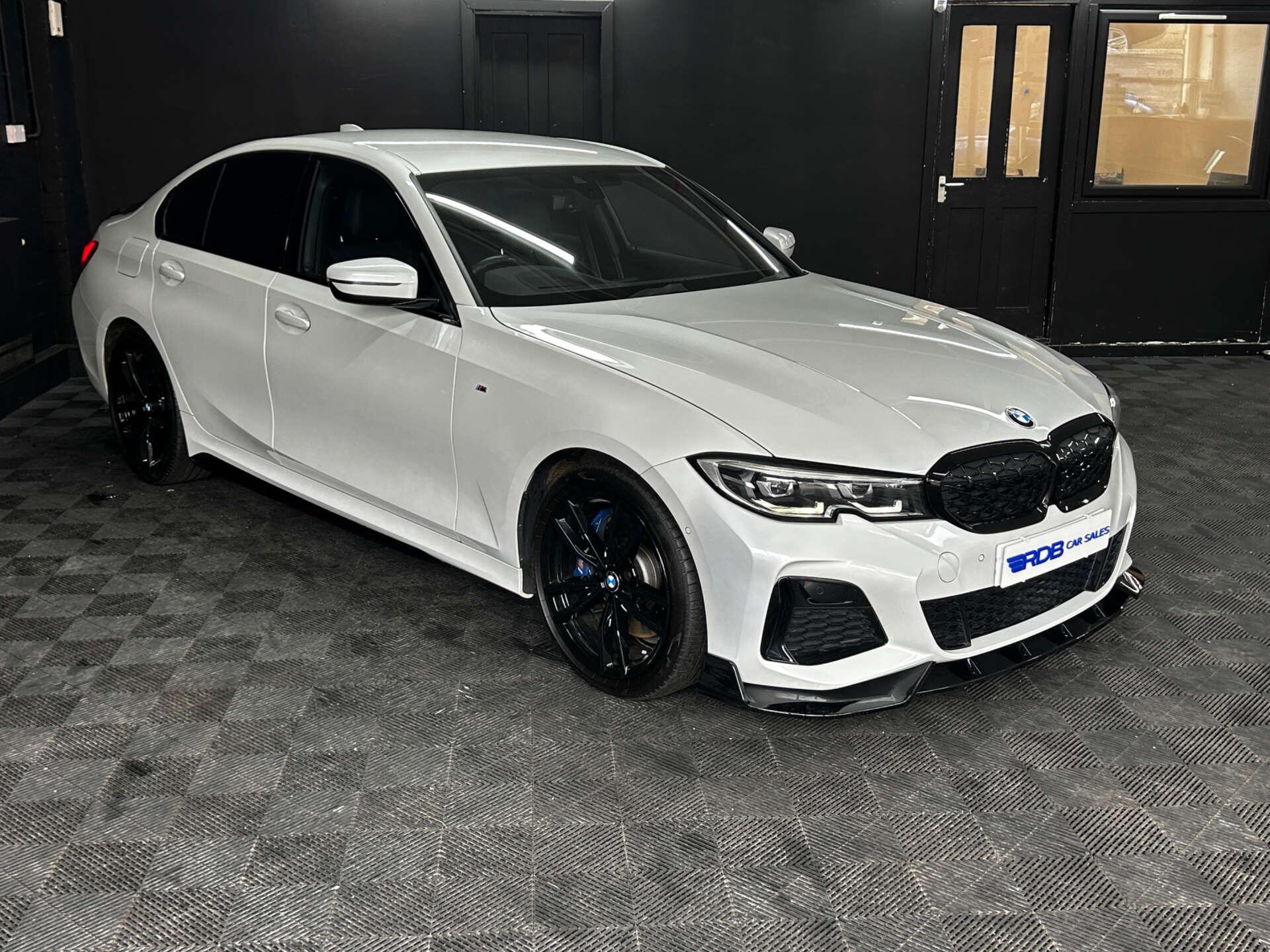 BMW 3 Series view 10
