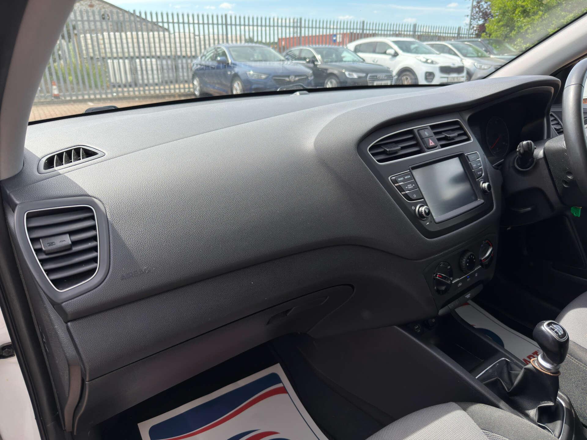 Hyundai I20 view 22