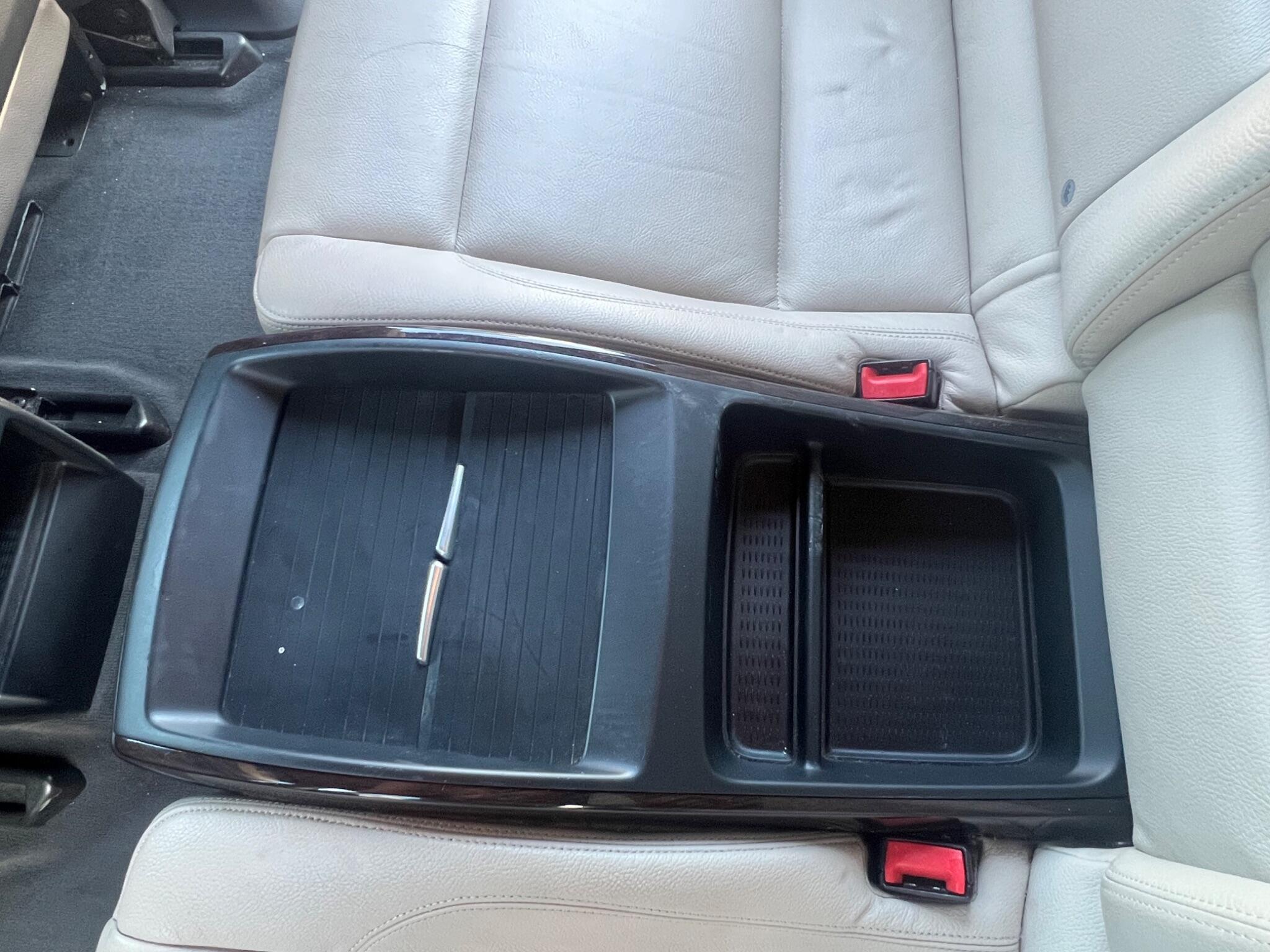 BMW X6 view 28