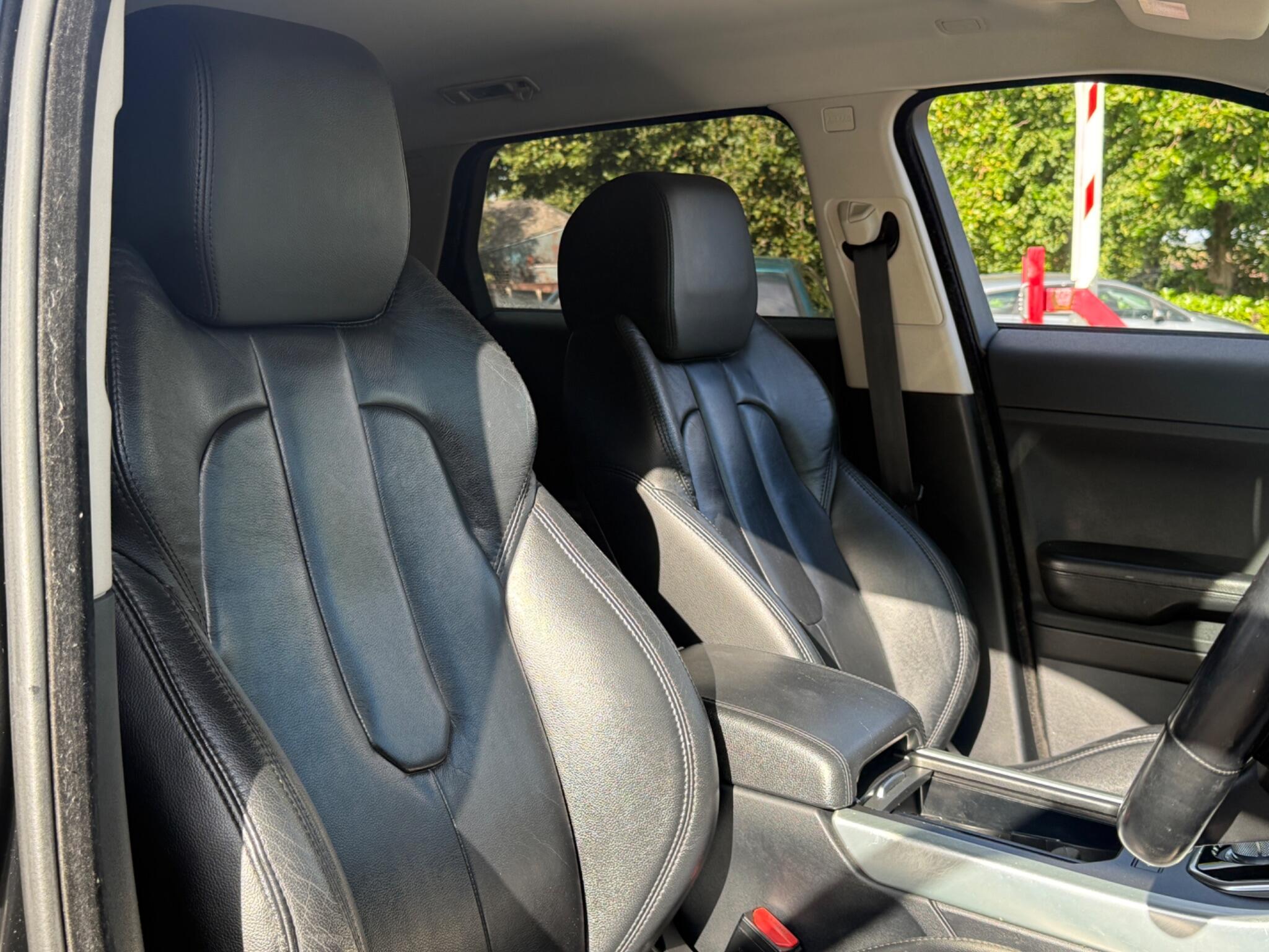 Land Rover Range Rover Evoque - Image 31