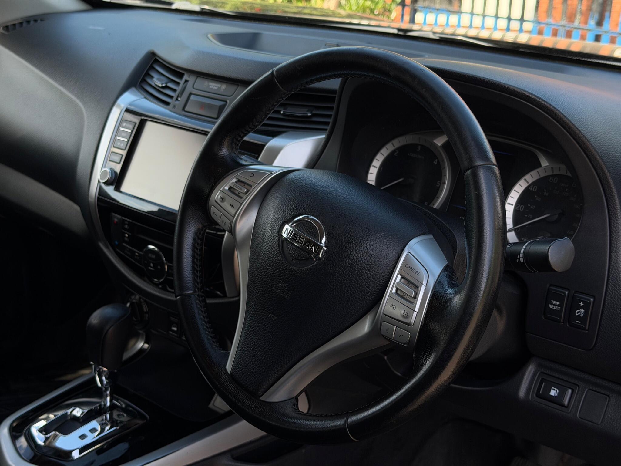 Nissan Navara view 16