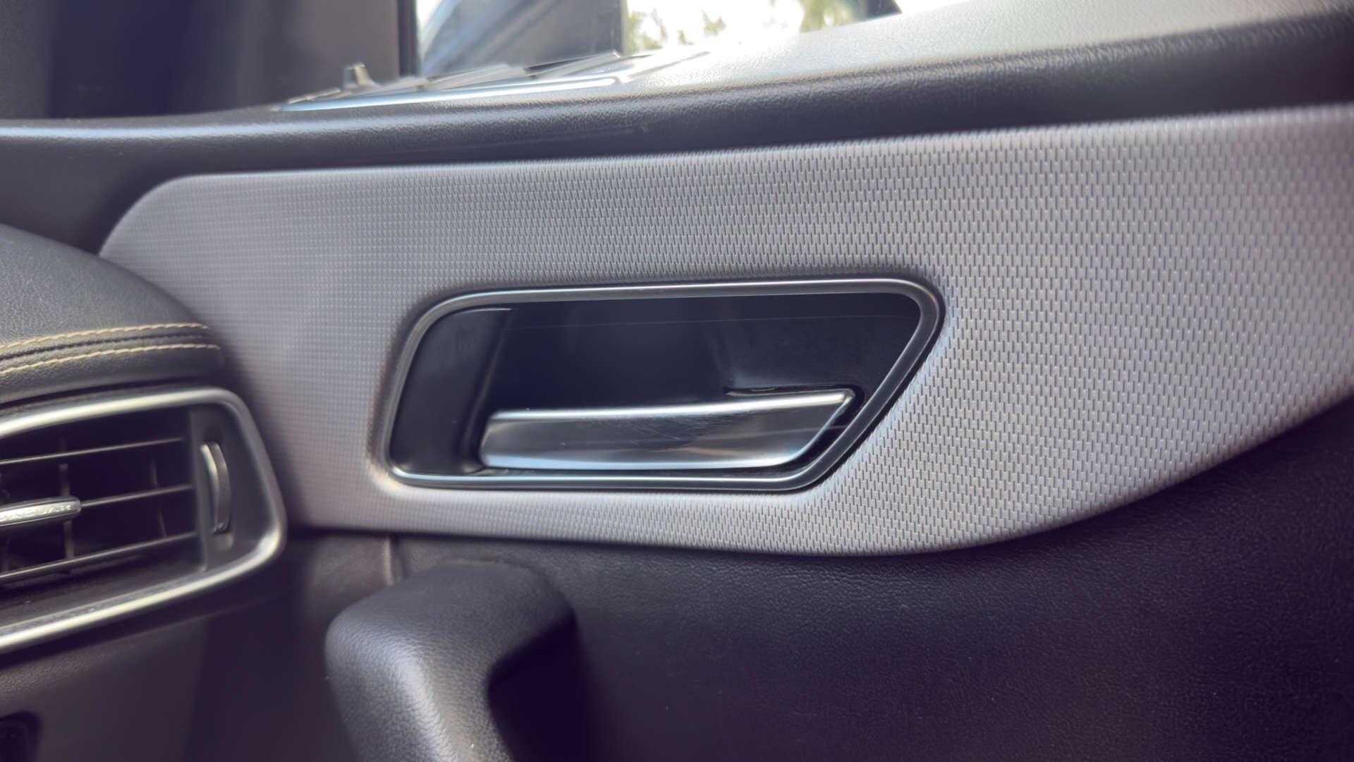 Jaguar F-Pace view 23