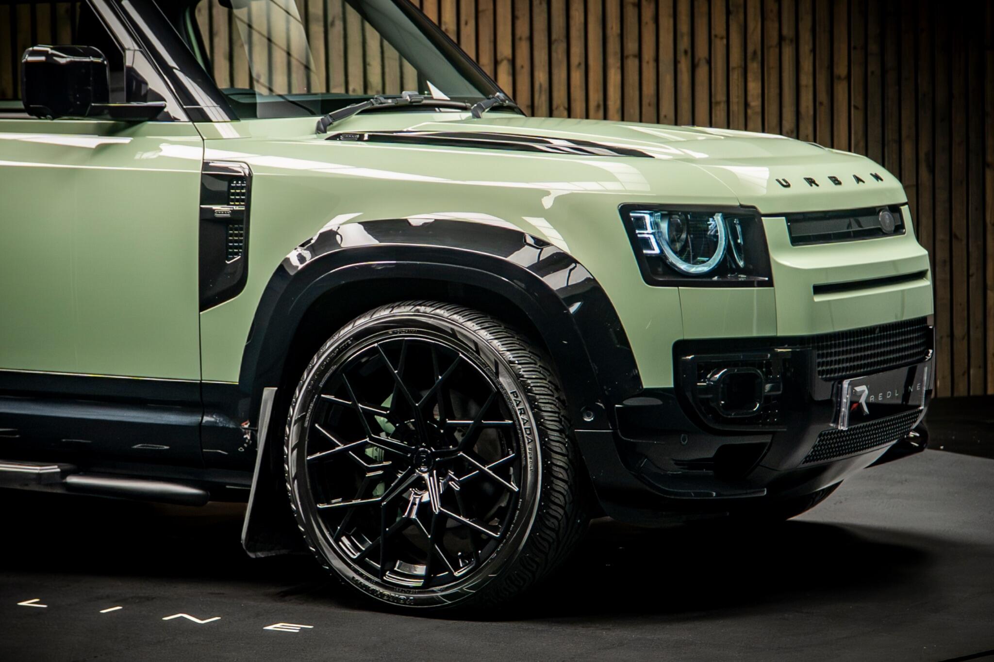Land Rover Defender view 10