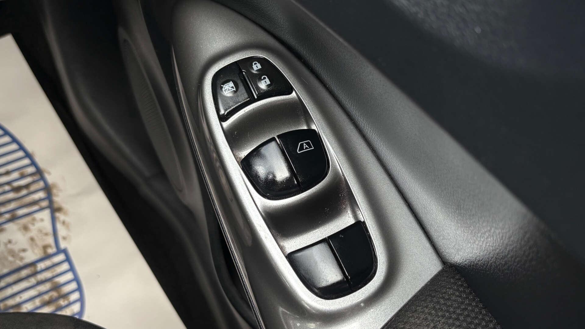 Nissan Juke view 22
