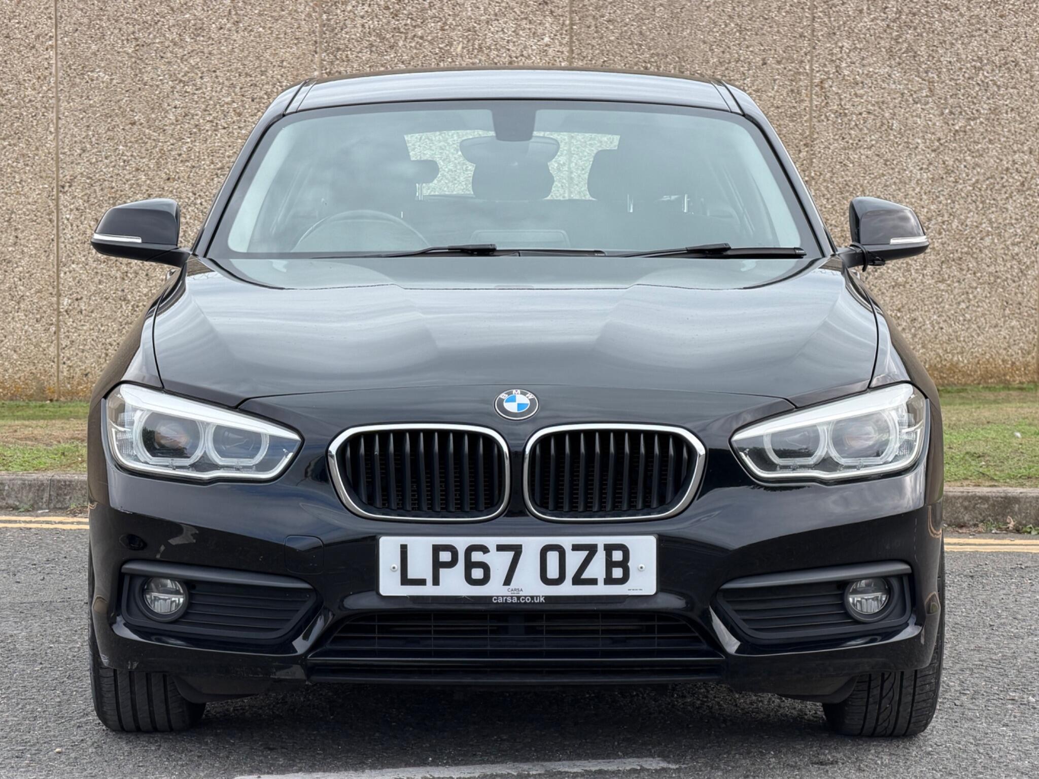 BMW 1 Series view 4