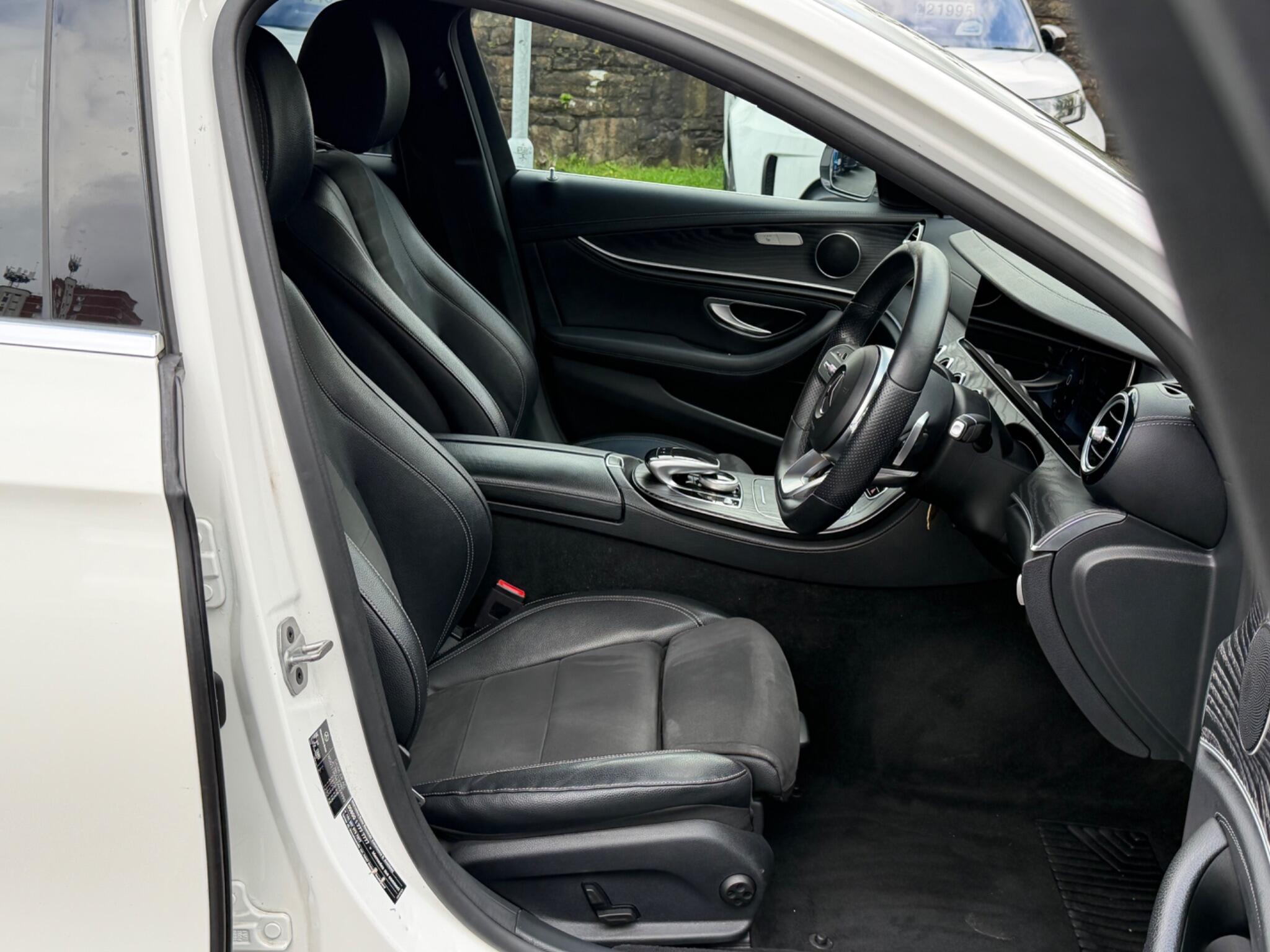 Mercedes-Benz E-Class view 14