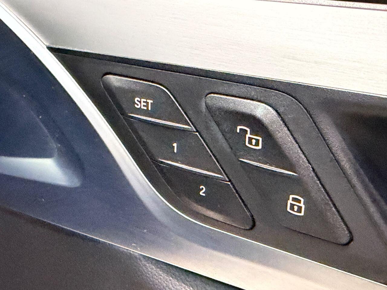 BMW X3 view 16